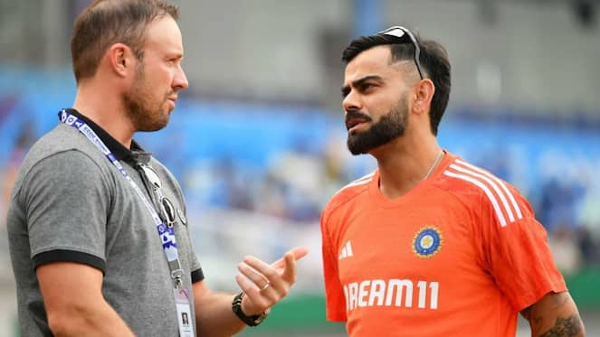 Twitter Reacts As AB De Villiers Takes A U-Turn On 'Kohli Is Expecting 2nd Child' Statement